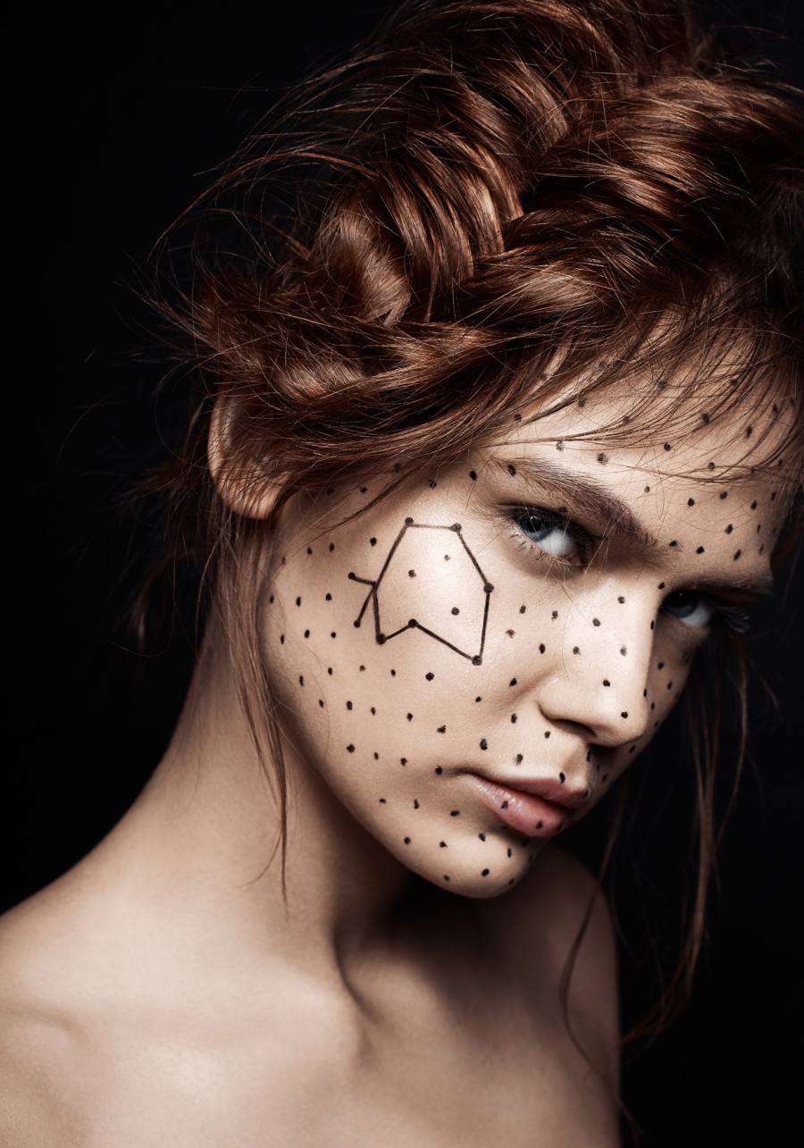 Dots & Lines