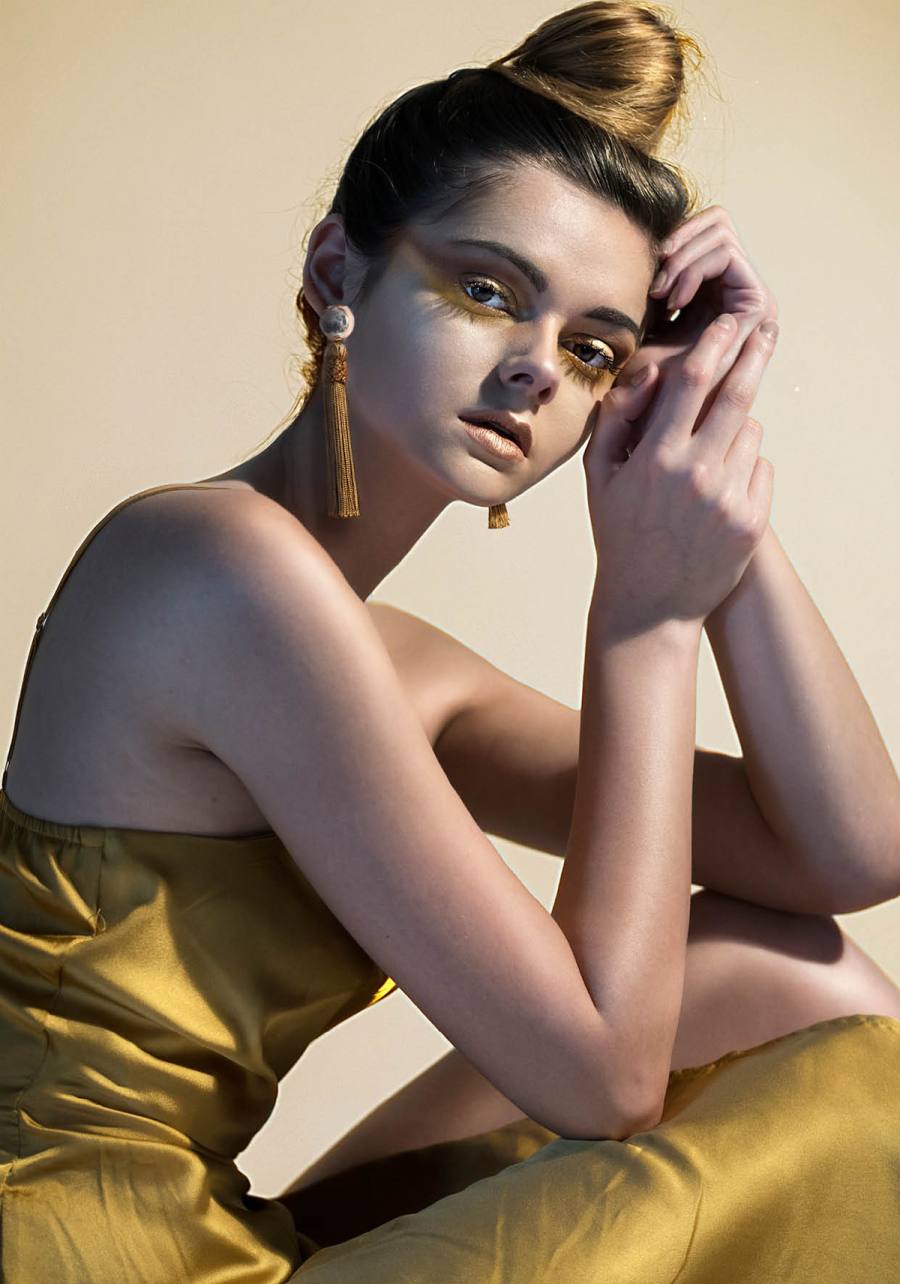 Gold Dust Woman