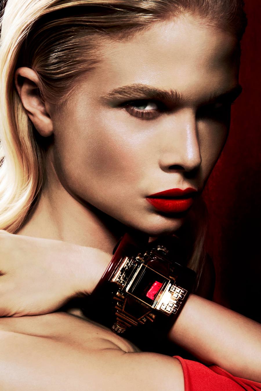 Scarlet Seduction